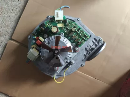 ebm-papst RG148/1200-3633 EC Centrifugal Fan 230V 140W Used Industrial Blower (Made in Germany) - Image 4