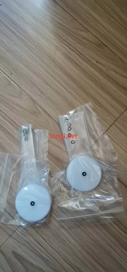 Brand new 5mm adapter chuck for Laurell WS-650 spin coaters. Made of chemical-resistant material with O-rings, ensures secure sample holding. - Image 2