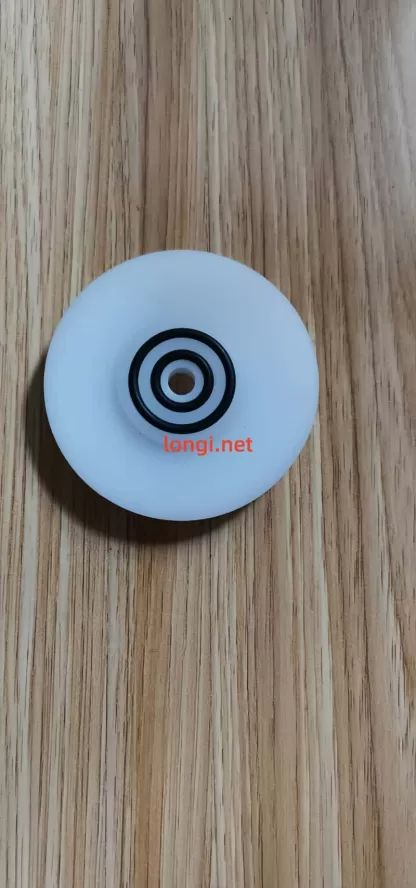 Brand new 5mm adapter chuck for Laurell WS-650 spin coaters. Made of chemical-resistant material with O-rings, ensures secure sample holding. - Image 5
