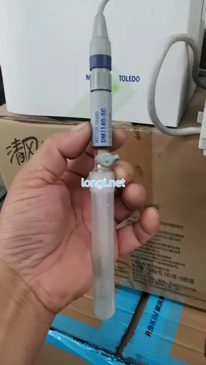 Mettler Toledo T50 Automatic Potentiometric Titrator with Electrode and SP250 Pump - Image 6