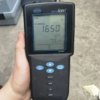 HACH sensION1 Portable pH Meter with Original Electrode Probe – Used, Good Condition