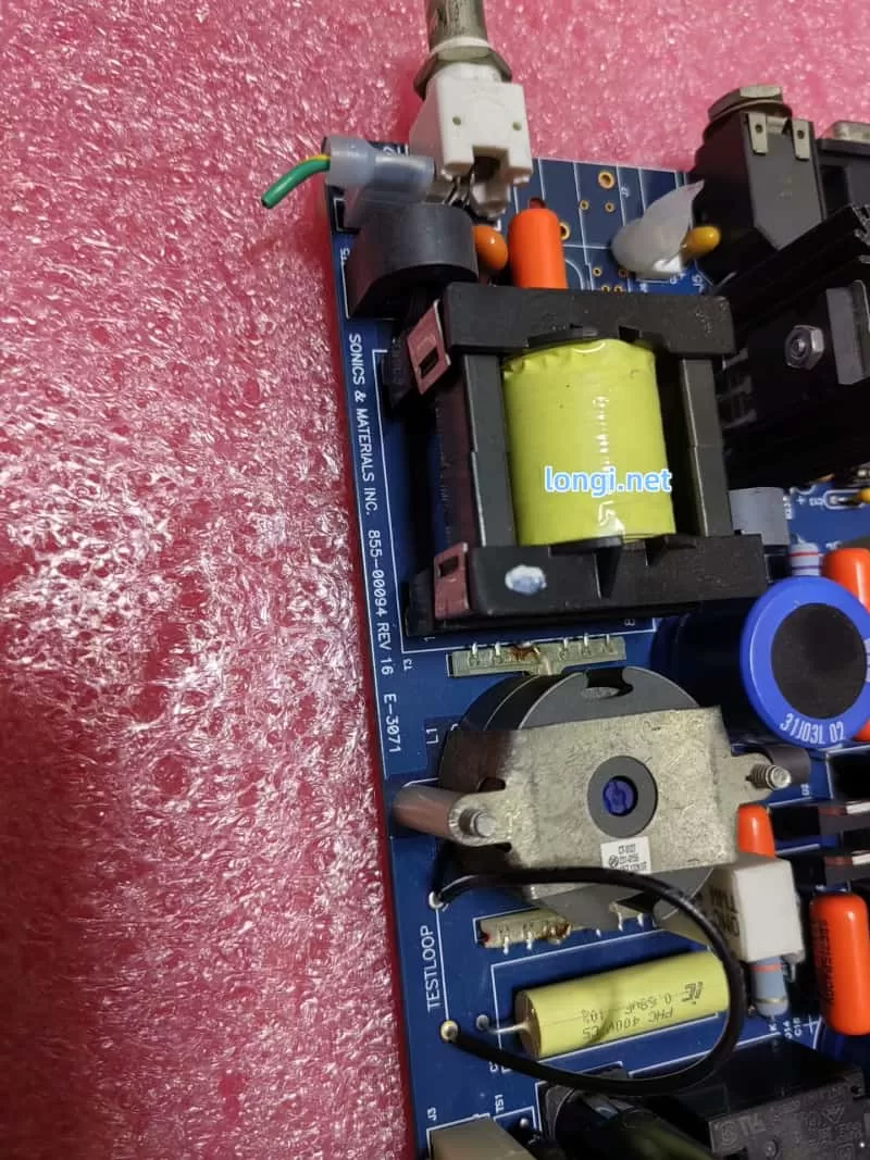 Microtrac S3500 laser driver PCB close-up components