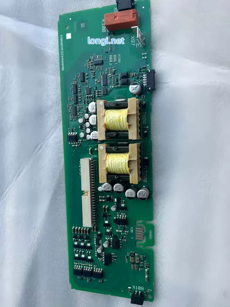 Lenze E50ABCM2234SNNP06 drive board components detail