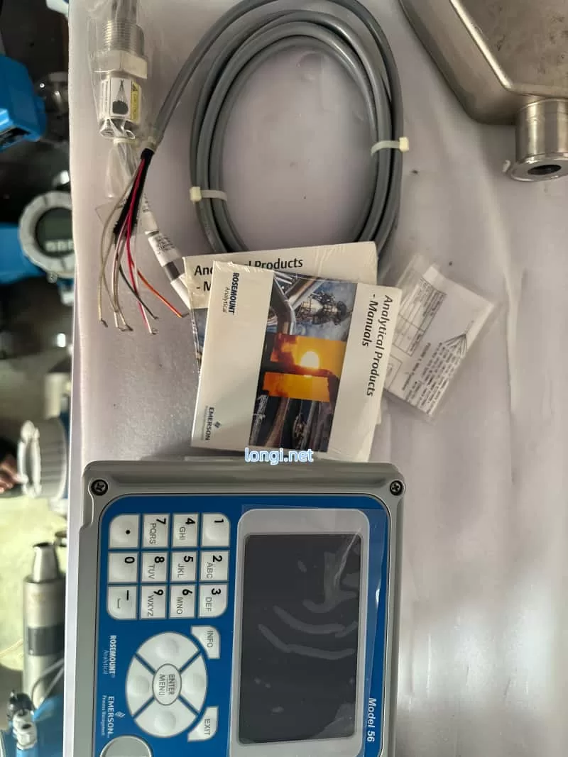 Rosemount Model 56 online analyzer front panel