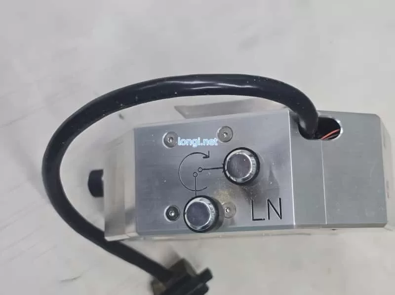 Veeco DAFMLN laser emission and photodetector interface