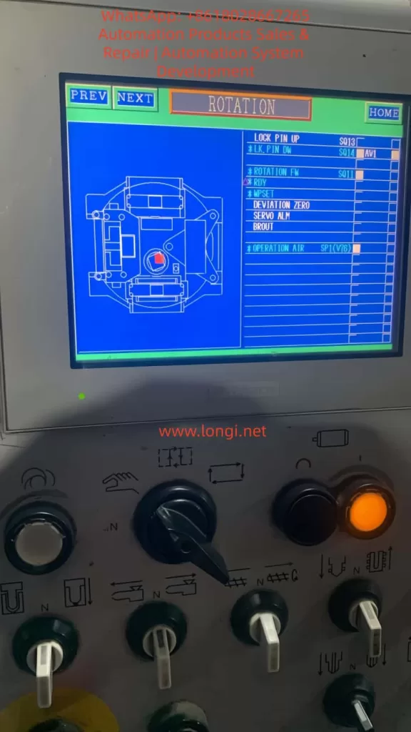 The CNC panel displays the machining status and the status of the Fuji servo drive.