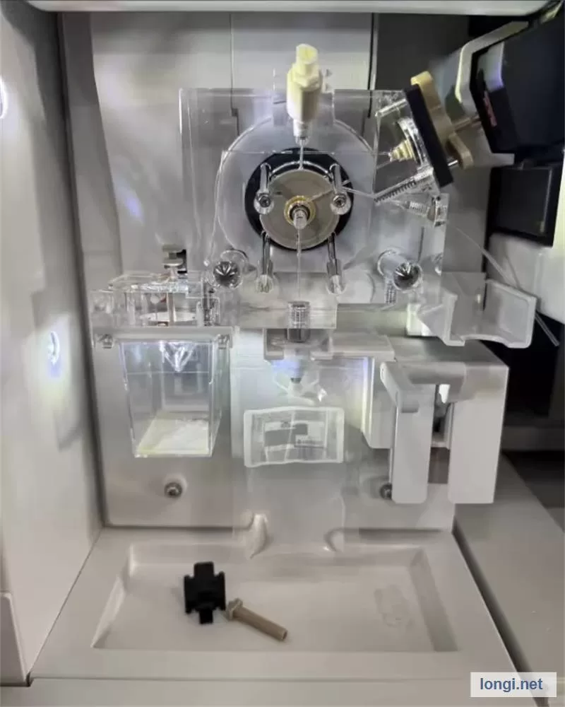 Applied Biosystems Hitachi 3500 Genetic Analyzer 24-Capillary System product photo 4