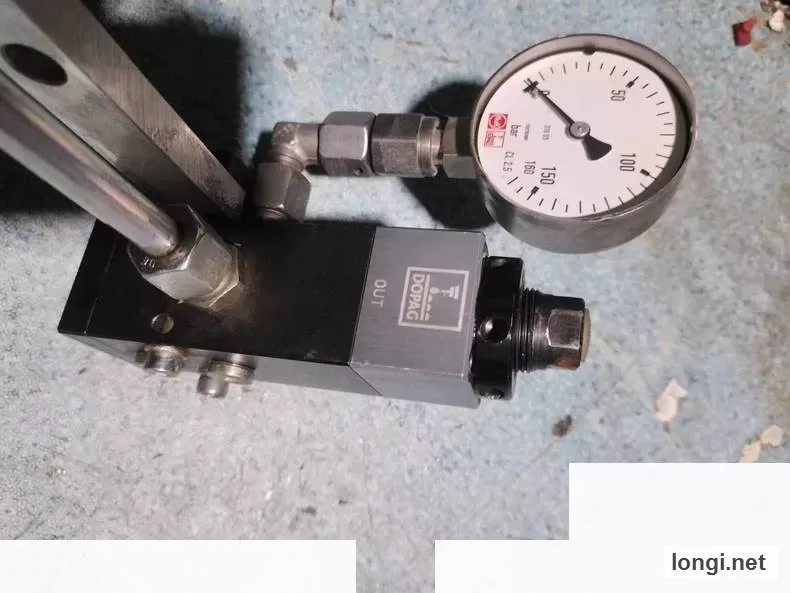 DOPAG 450.10.05F Dispensing Metering Valve product photo