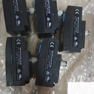 FESTO SDE1-D10-G2-R18-C-P2-M8 Pressure Sensor product photo