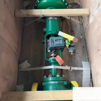Fisher WC9 4 Inch 600LB Control Valve with DVC Positioner product photo