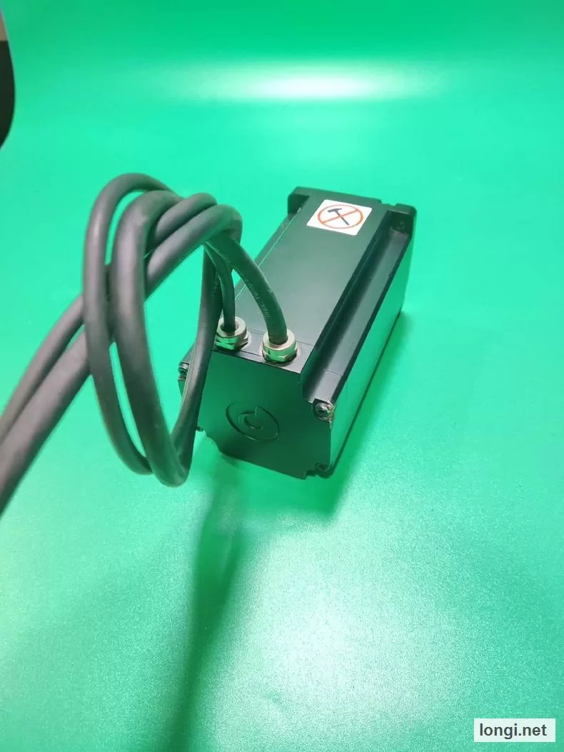 Lust LSML08-075-2F-000 Servo Motor