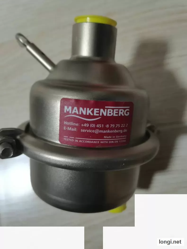 Mankenberg PN20 Automatic Drain Valve G1/2 product photo