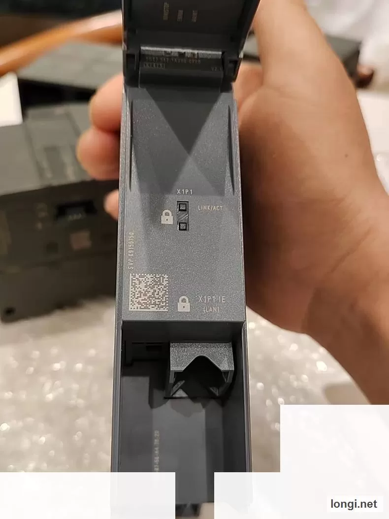 Siemens 6GK7 543-1AX00-0XE0 Communication Module product photo