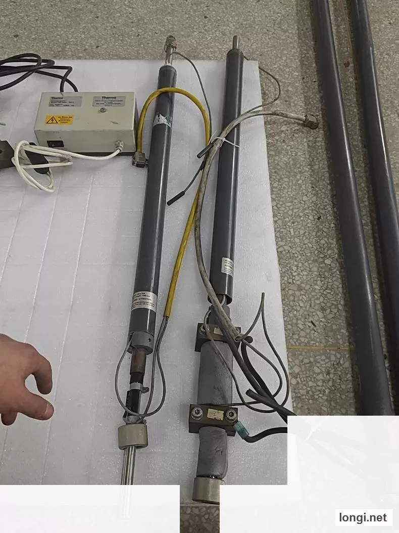 Thermo Scientific 5030 Particulate Heater Controller and Heating Tube product photo