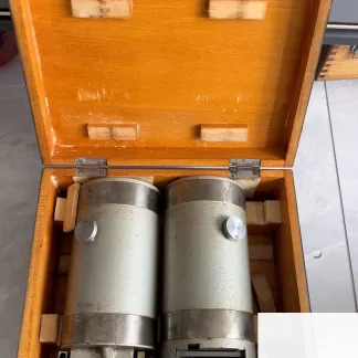 Universal Tool Microscope V-Block Fixture product photo