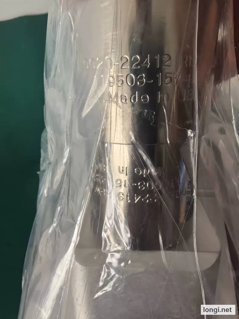 VAT 0010-01360 Pneumatic Gate Valve product photo