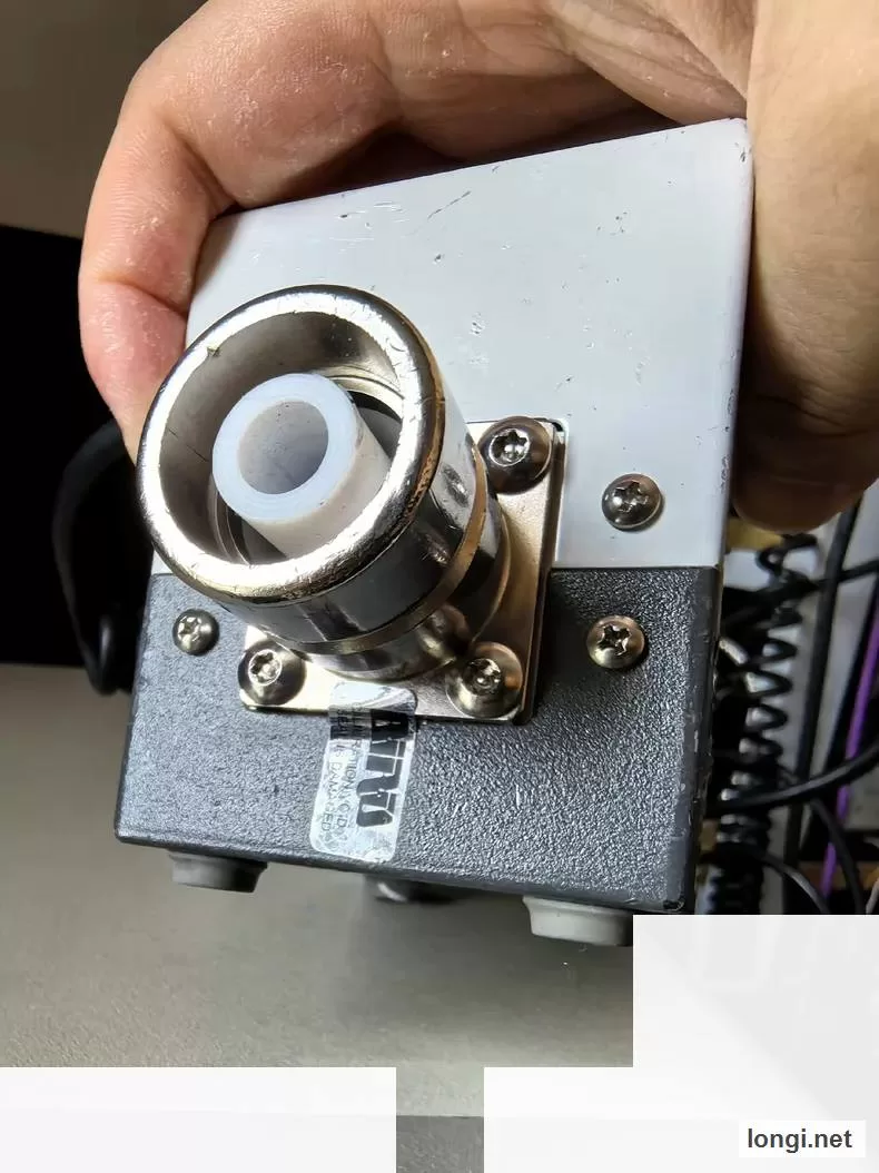 4027F2M product photo