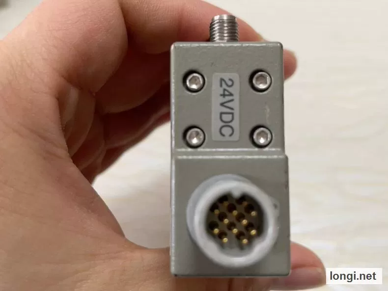 Agilent 8767K DC-26.5 GHz Microwave Coaxial Switch product photo