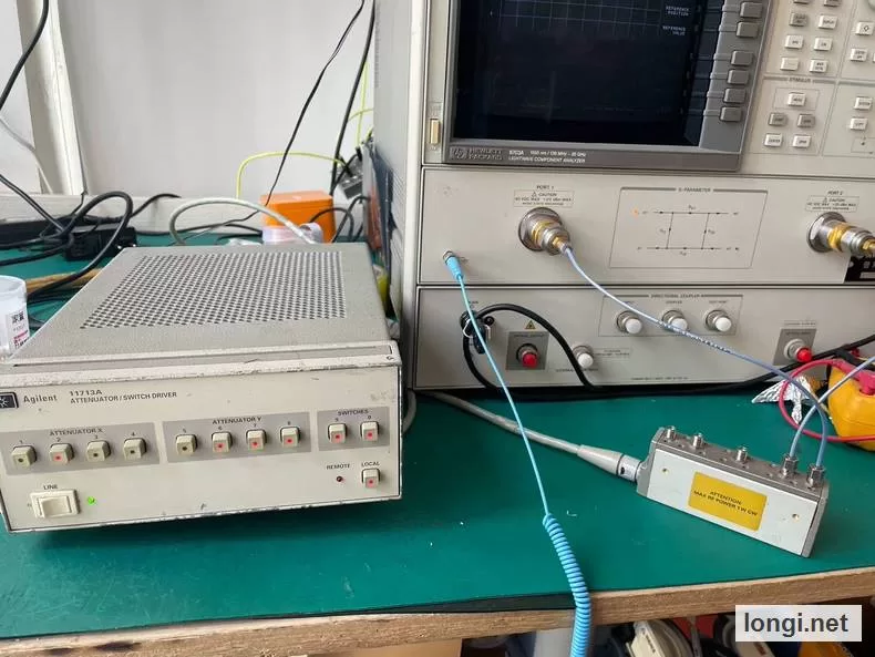 Agilent 8767K DC-26.5 GHz Microwave Coaxial Switch product photo