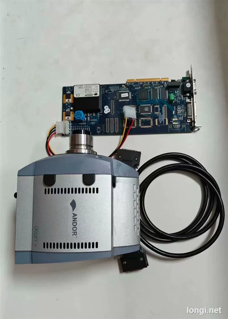 Andor DU885K Scientific Camera product photo