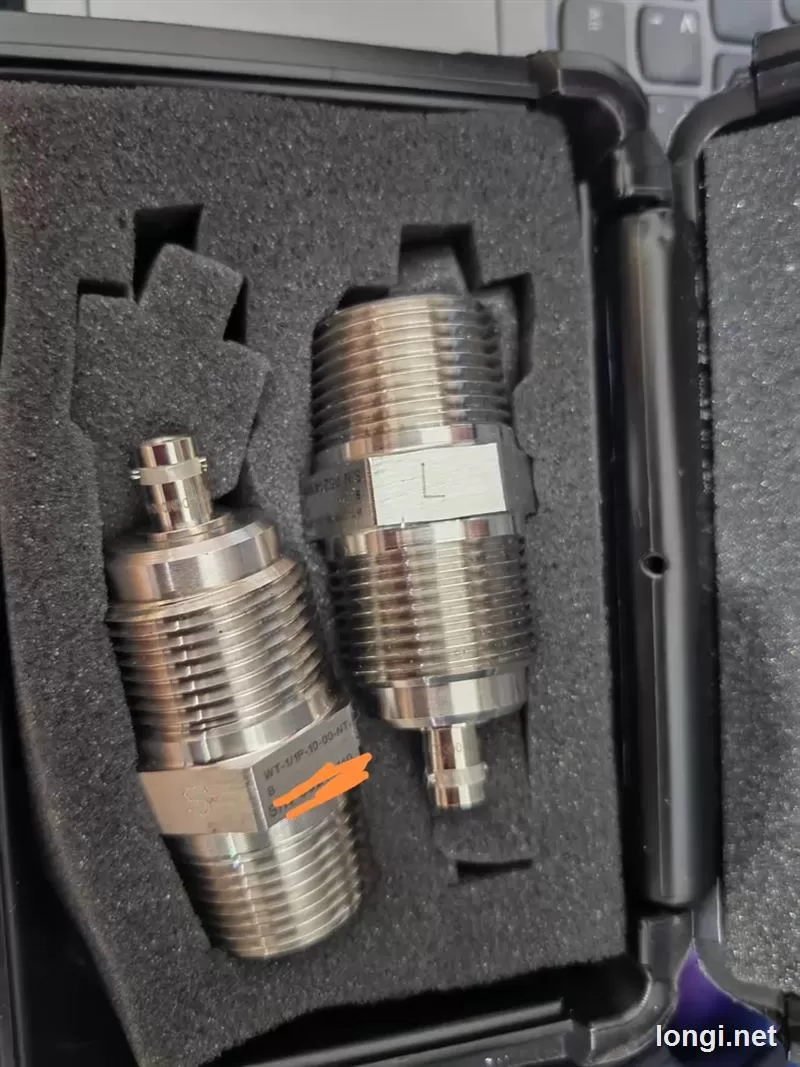Baker Hughes Panametrics WT-1P-10-NT-B Ultrasonic Flow Meter Transducer product photo