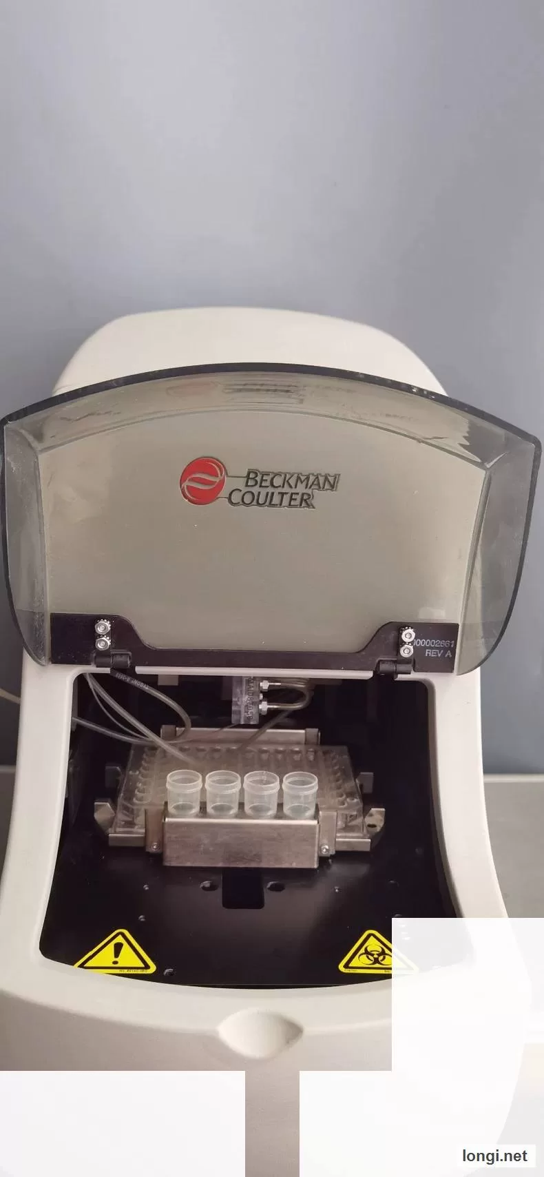 Beckman Analyzer product photo