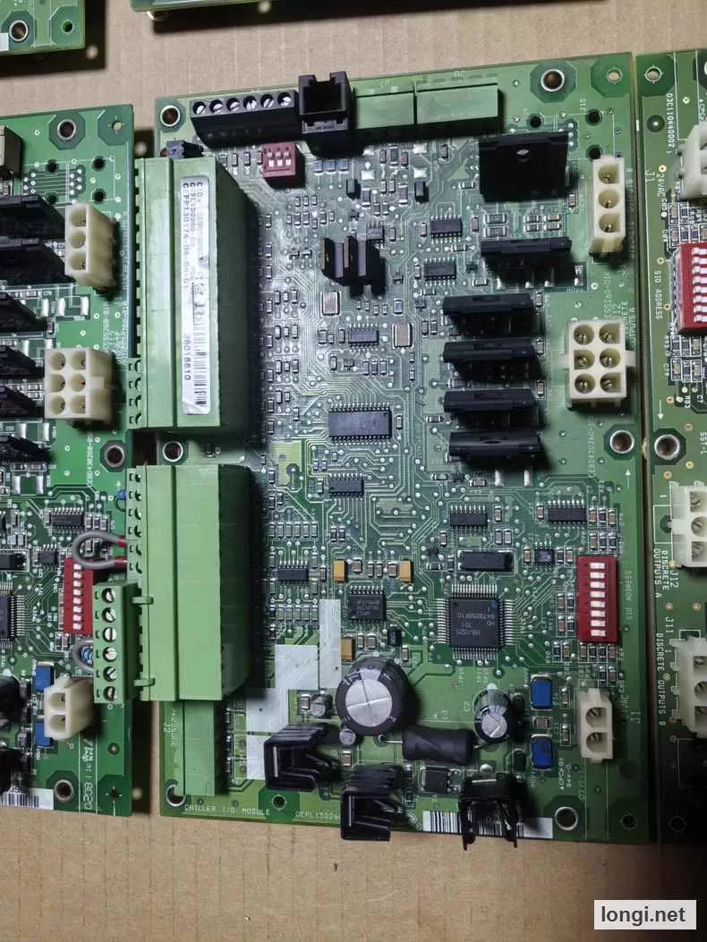 Carrier 19XR CEPL130260-02 CCM Main Control Board product photo