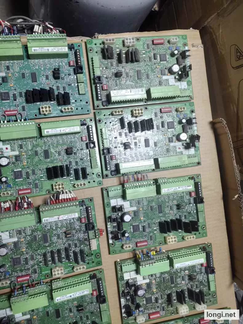 Carrier 19XR CEPL130260-02 CCM Main Control Board product photo