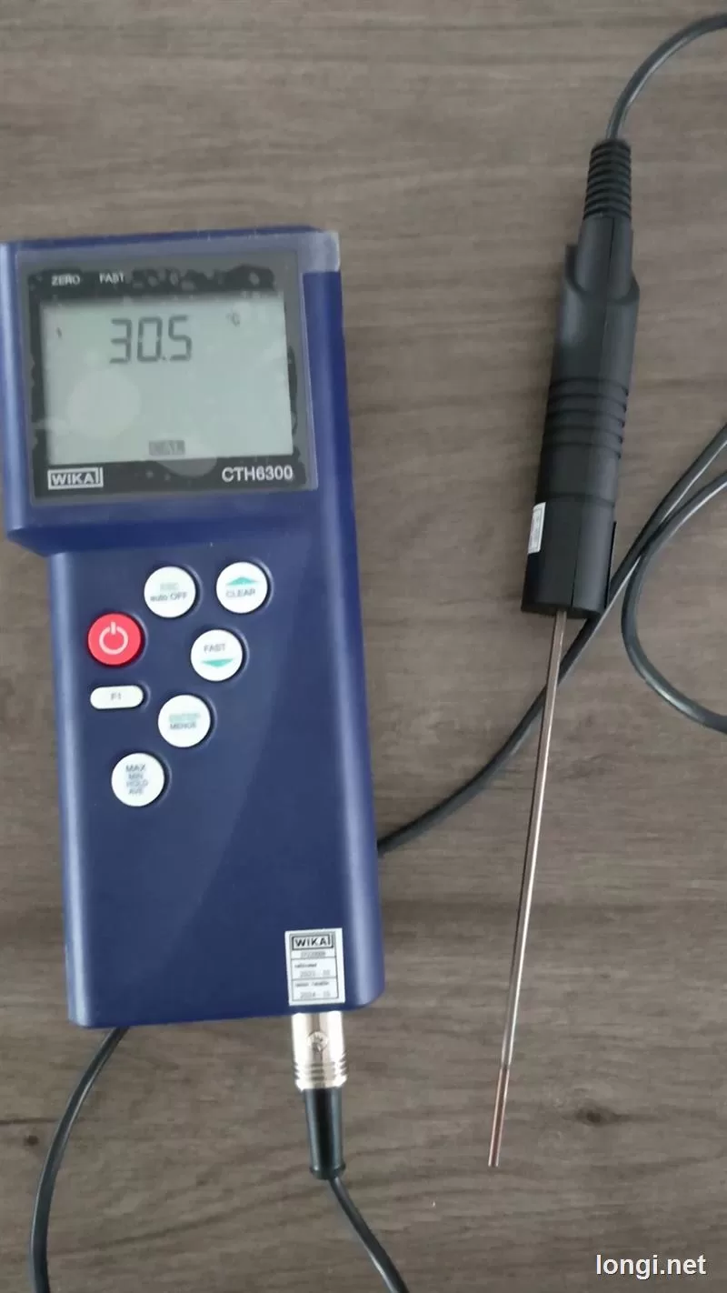 CTH6300 Industrial Sensor product photo