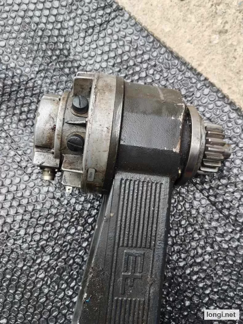 E+L KR5230 Stenter Edge-Guide Motor product photo