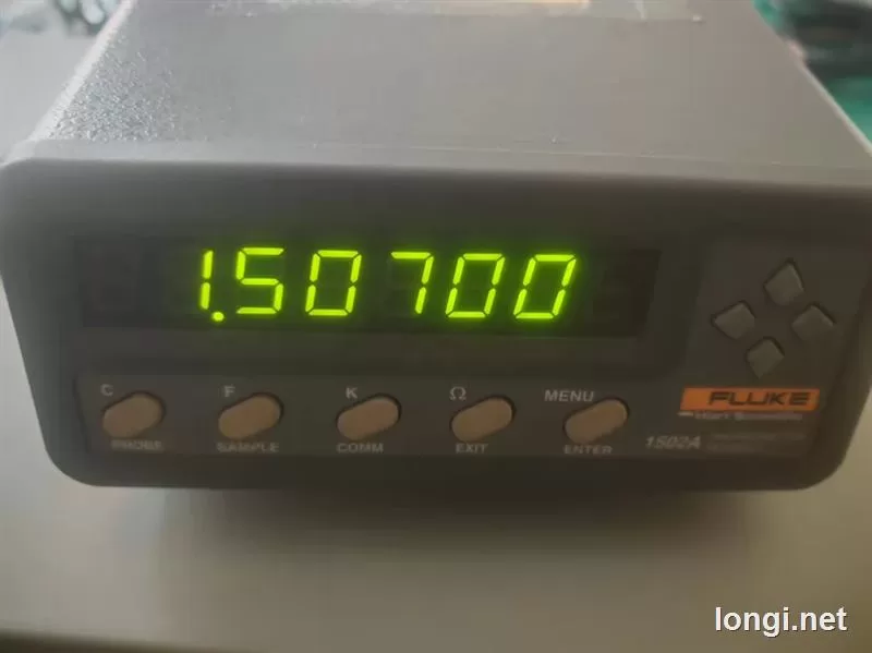 Fluke 1502A Precision Thermometer product photo