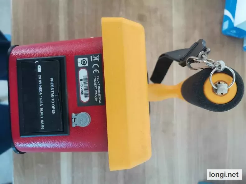 Fluke 451B Ion Chamber Survey Meter product photo