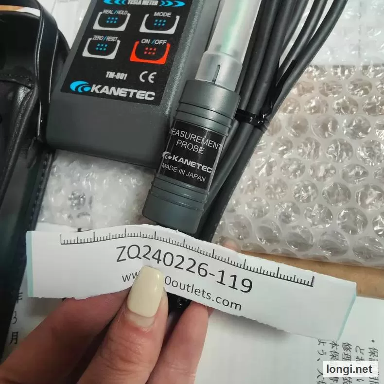 Kanetec TM-801 Tesla Meter with UM-3X4 Probe product photo