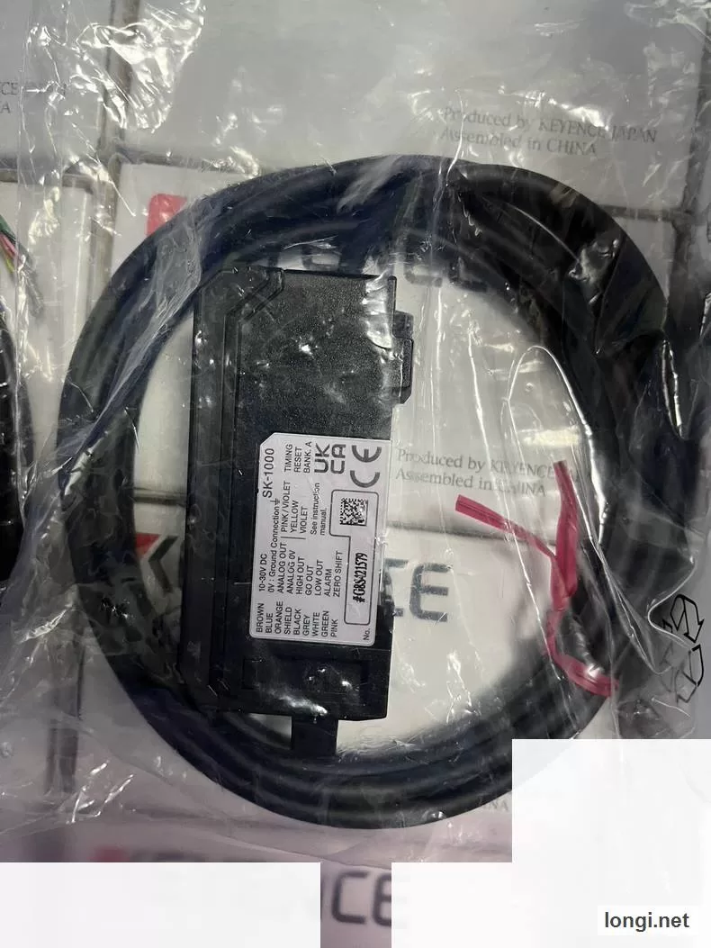 Keyence SK-050 SK-1000 product photo