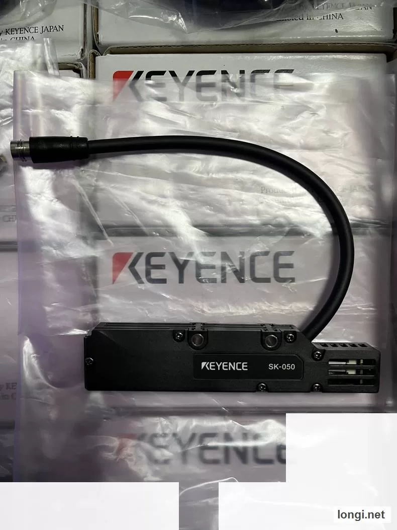 Keyence SK-050 SK-1000 product photo