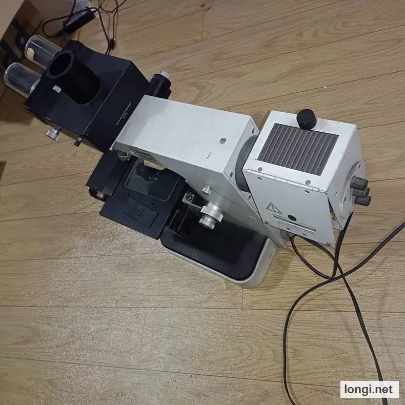 Leitz Wetzlar 307-107.002 Electron Microscope with Camera product photo