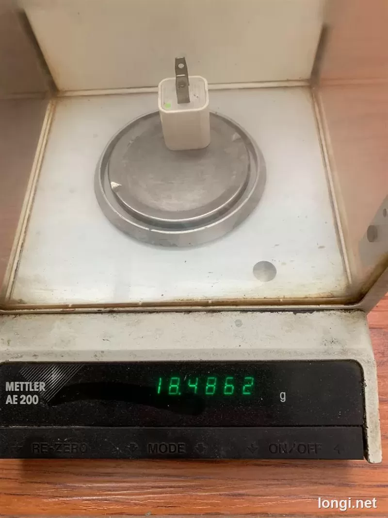 Mettler Toledo AE200 Laboratory Balance product photo