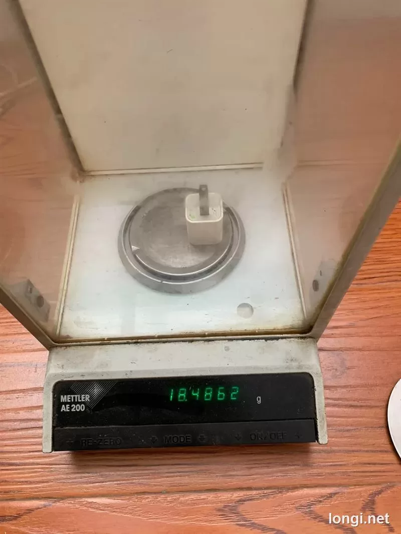 Mettler Toledo AE200 Laboratory Balance product photo