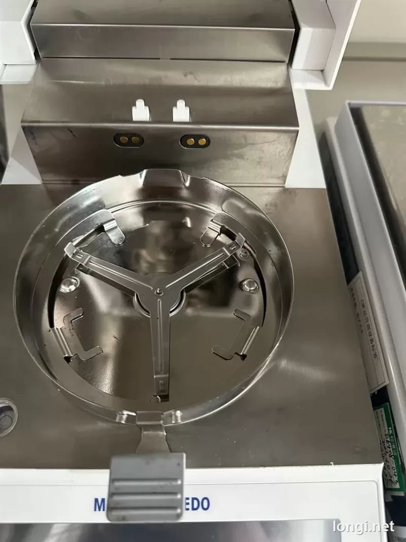 Mettler Toledo HC103 Industrial Equipment product photo