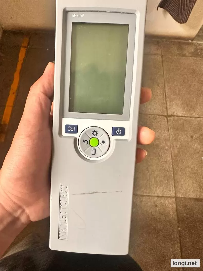 Mettler Toledo Seven2Go Portable pH Meter product photo