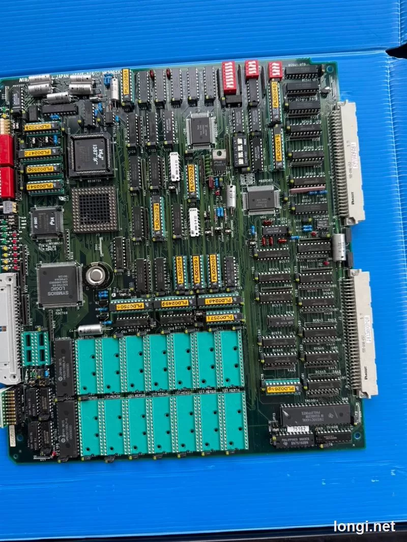 Nikon S015065 Control Board product photo