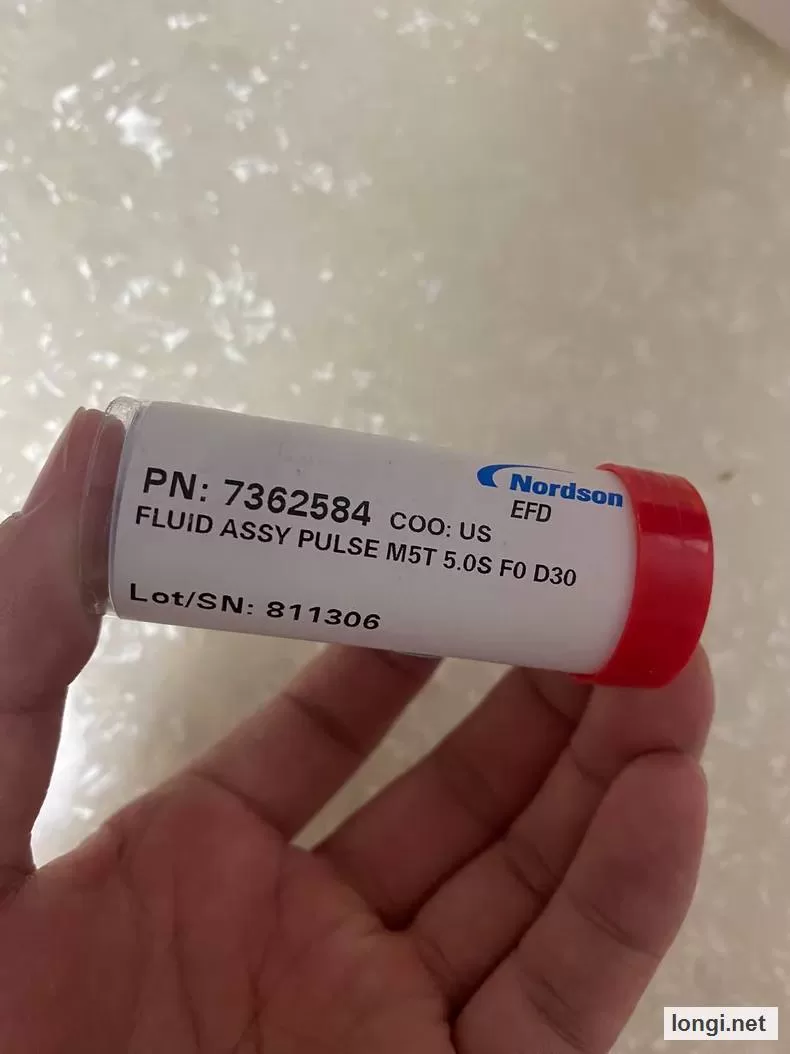 Nordson EFD D30 Fluid Dispensing Nozzle product photo