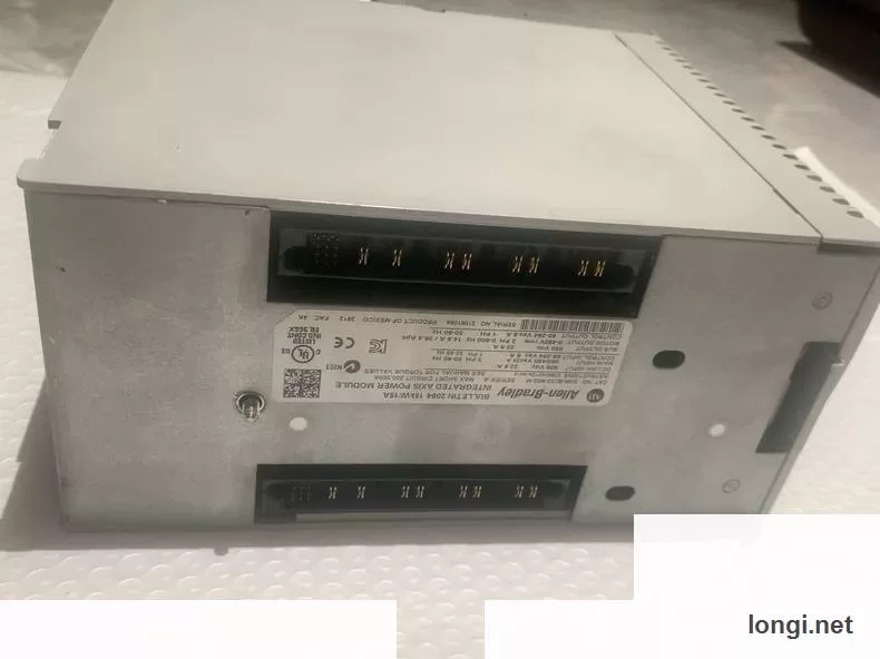 Rockwell Allen-Bradley 2094-BC02-M02-M Servo Controller product photo