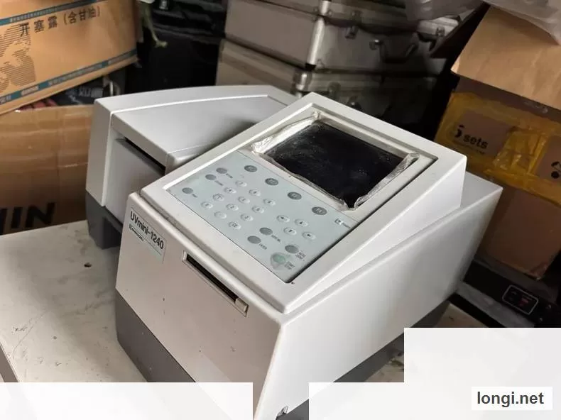 Shimadzu UVmini-1240 Chromatograph product photo