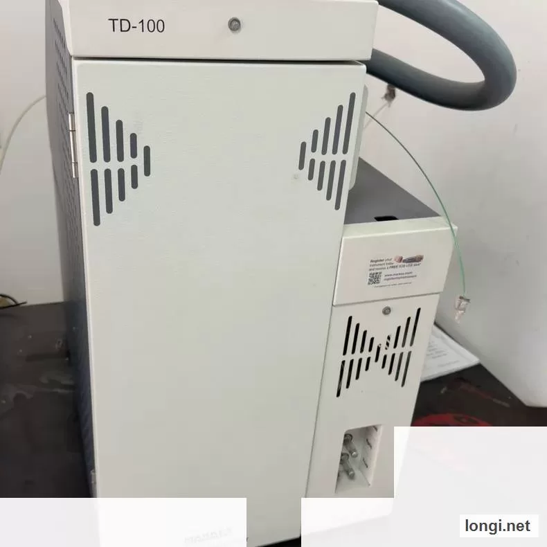 TD-100 Chromatograph product photo