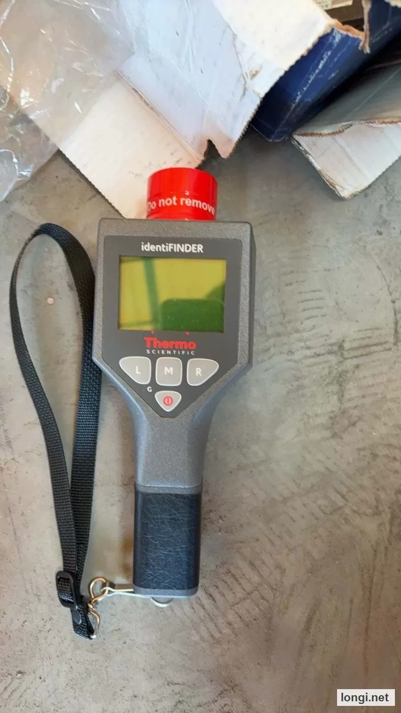 Thermo Scientific identiFINDER Handheld Radionuclide Identifier product photo