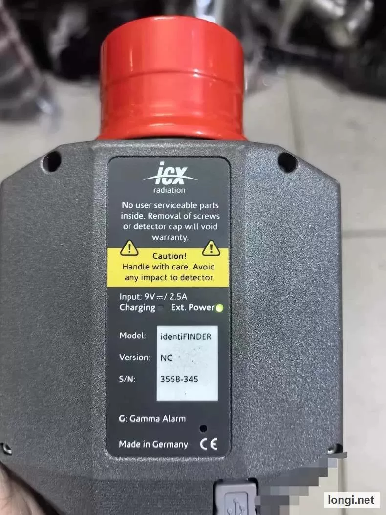 Thermo Scientific identiFINDER Handheld Radionuclide Identifier product photo