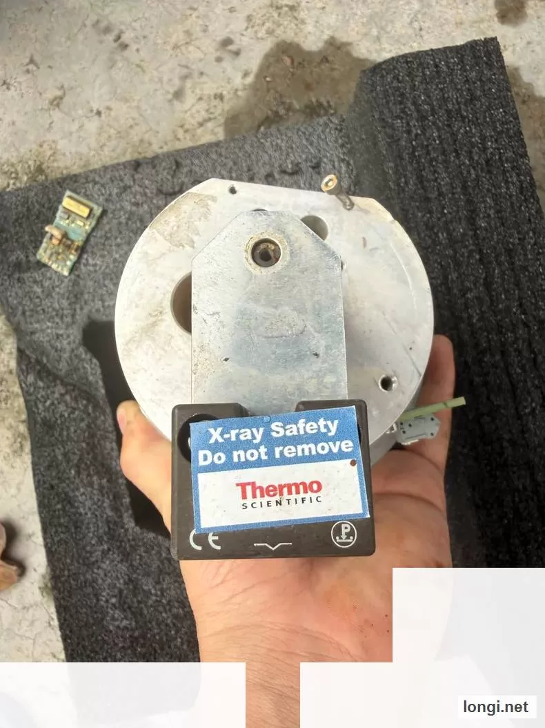 Thermo Scientific S704460 X-Ray Spectrometer product photo