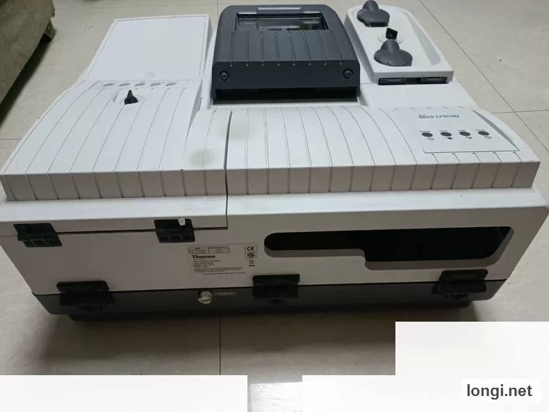 Thermo Scientific Thermo Nicolet 6700 Optical Spectrometer Spare product photo