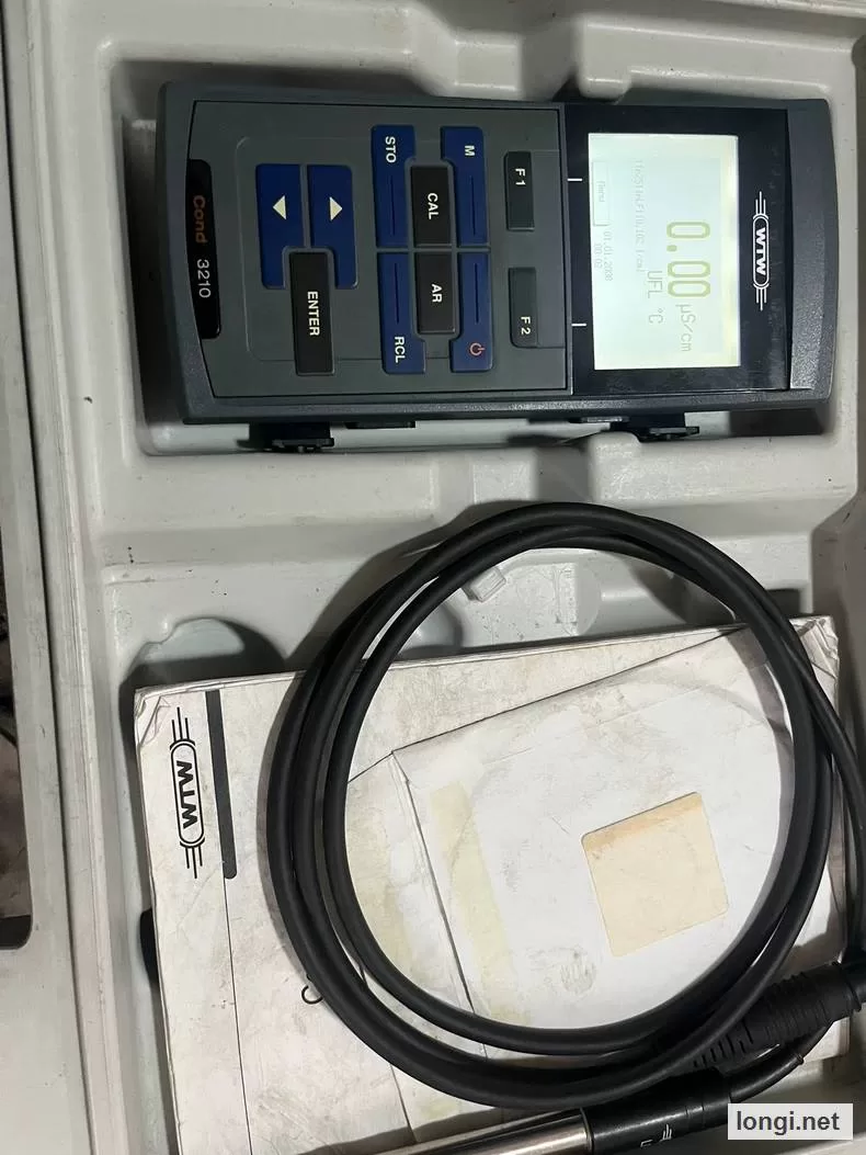 WTW Cond 3210 Portable Conductivity Meter product photo